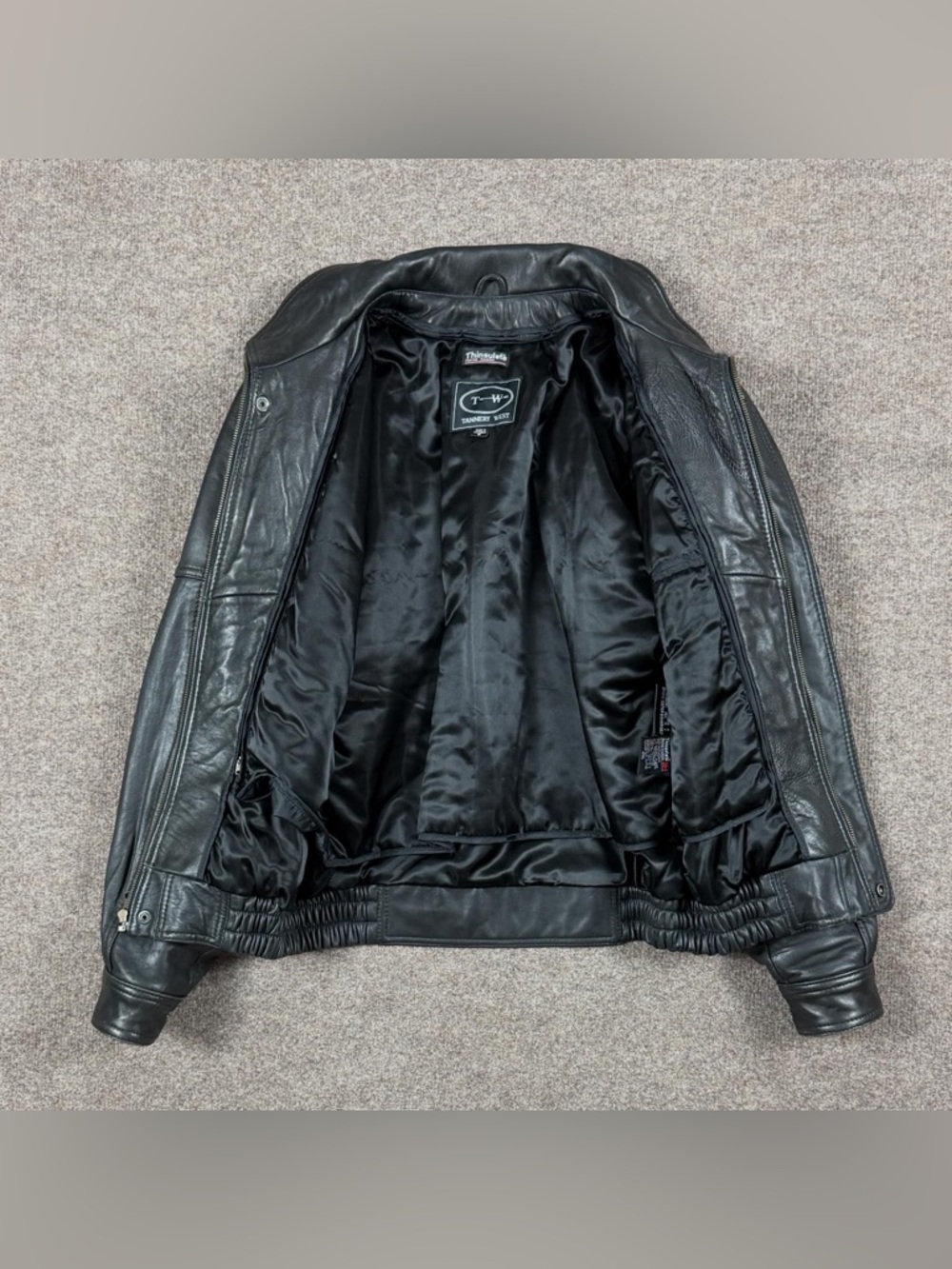 Black jacket - Picture 8 of 14